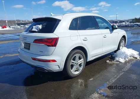 2022 Audi Q5 Prestige 55 Tfsi E S Line Quattro S Tronic z USA, uszkodzony, nr VIN WA1F2AFY3N2087793
